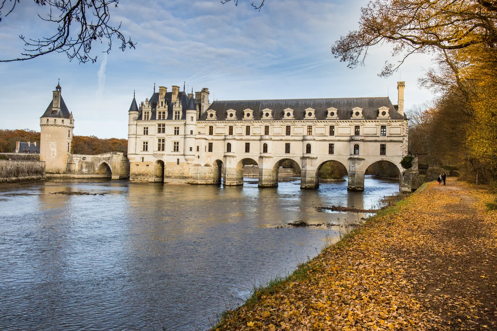 Loire Vadisi’nde Cher Nehri üzerinde Chenonceau Şatosu