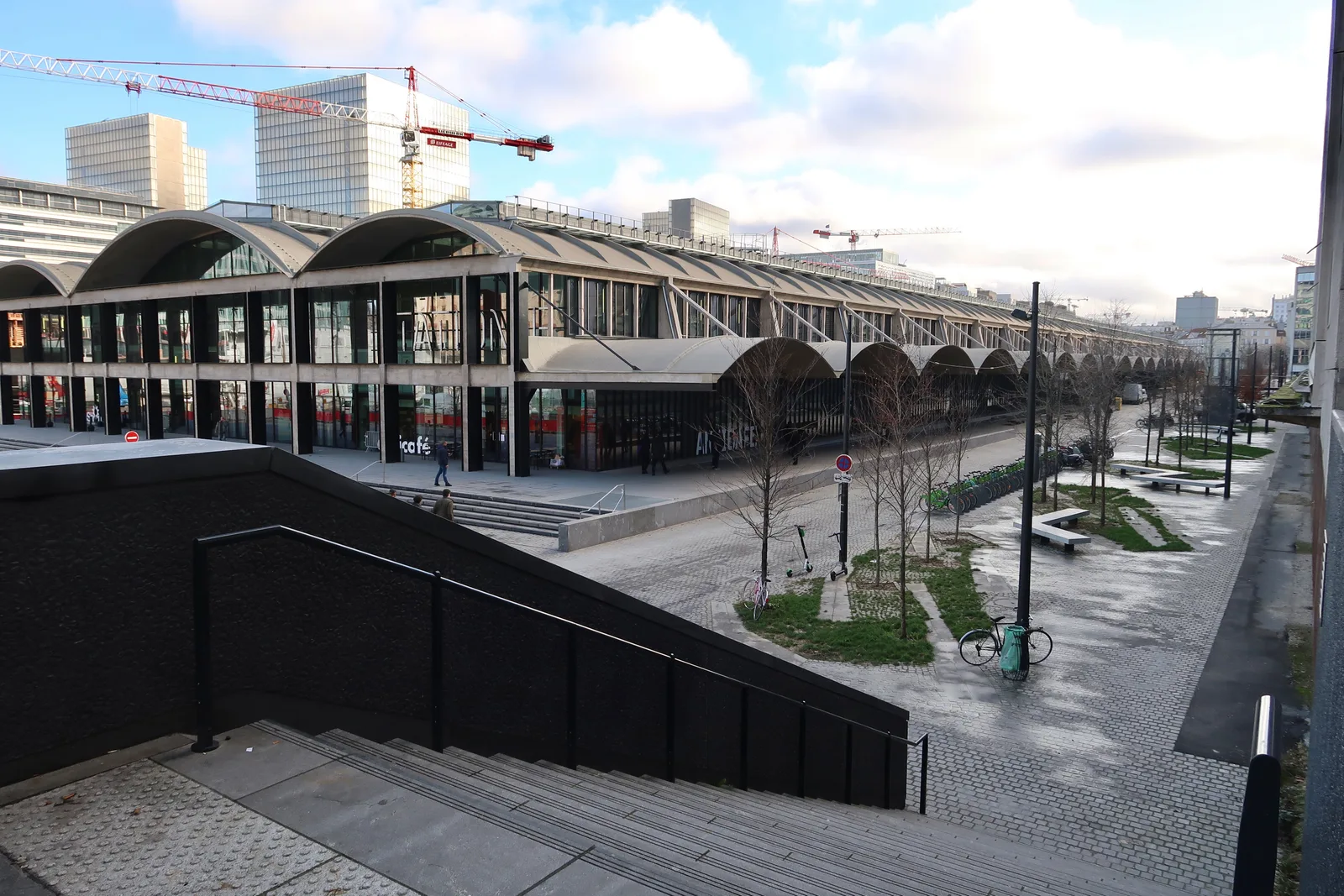 Halle Freyssinet / Station F in Paris, November 2018; enterprise context, not the business-registration desk